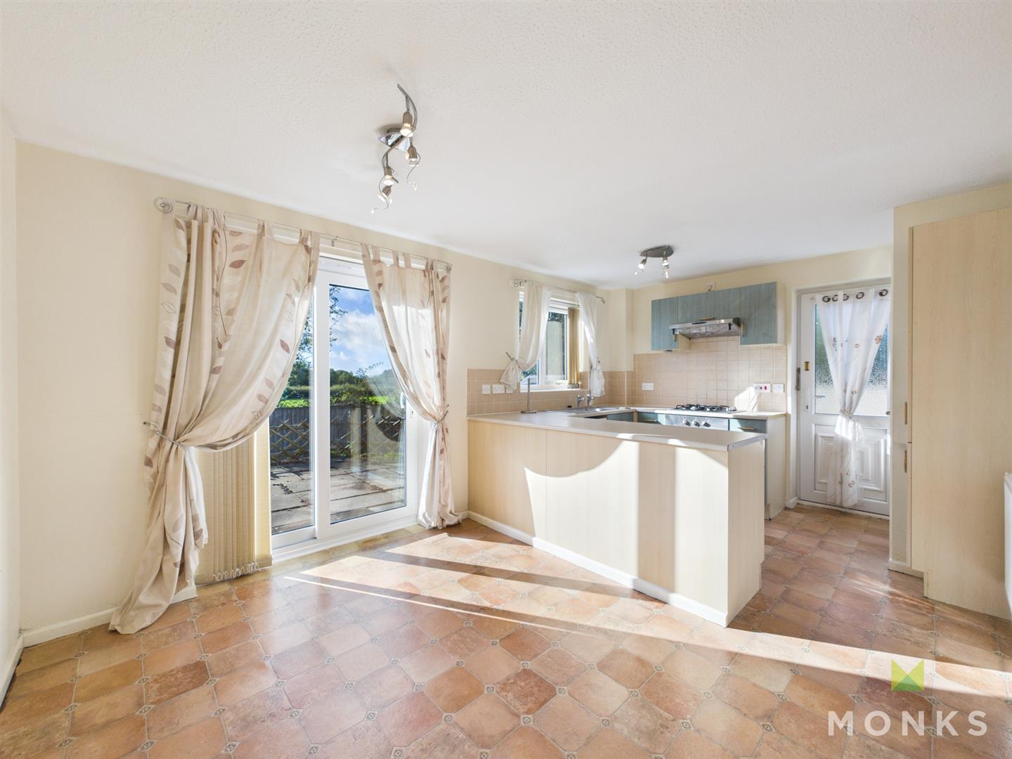 2 Juniper Close, Oswestry, SY11 3QL For Sale